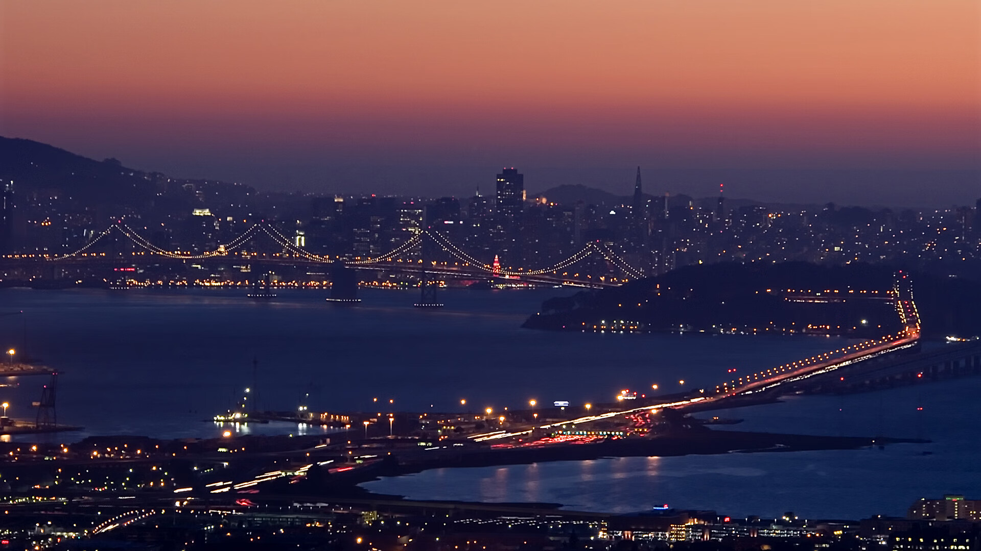 开云·体育官网-《虚拟现实电竞：沉浸式体验成新宠》，虚拟现实沉浸性